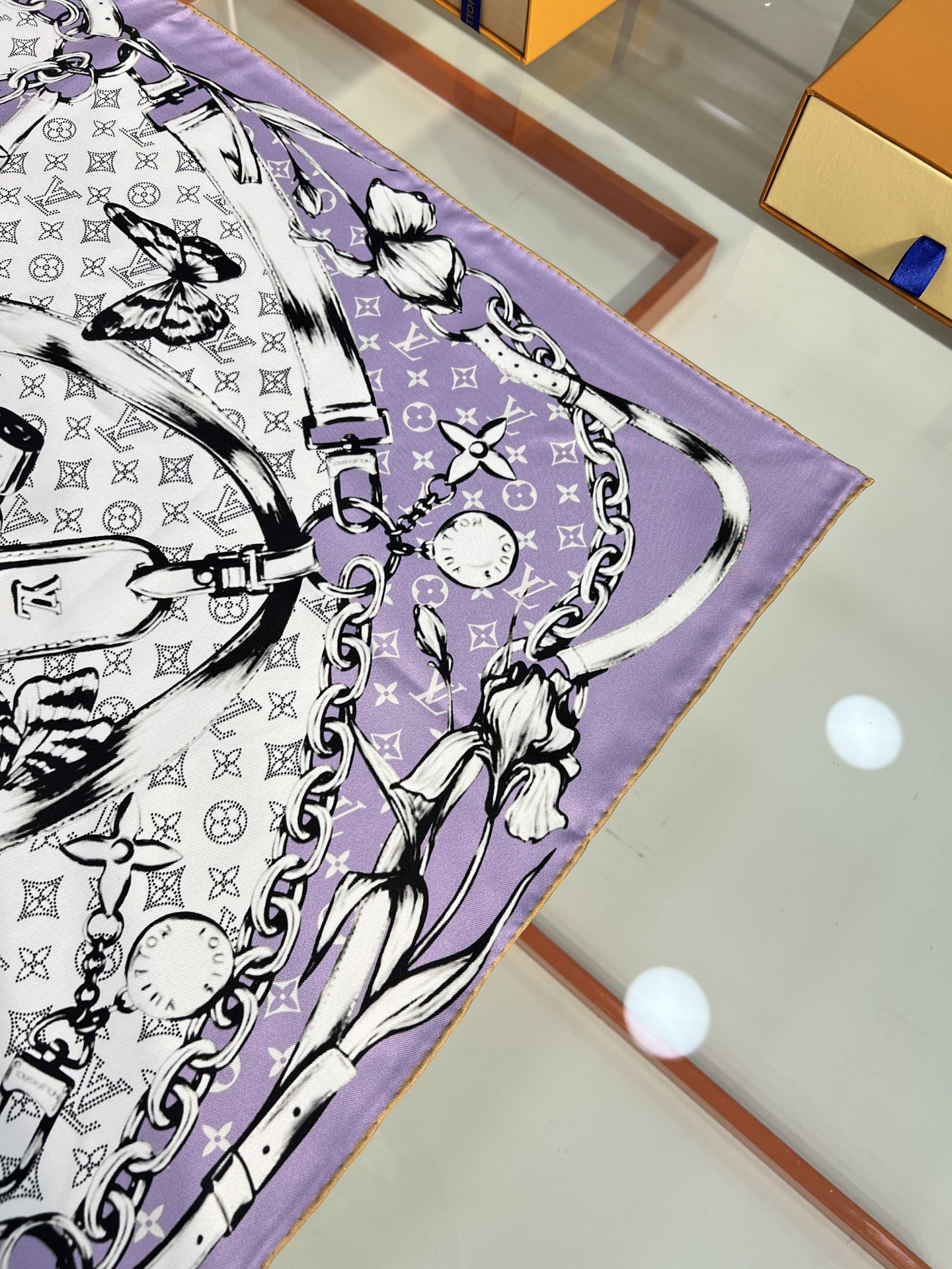 Louis Vuitton 路易威登标识