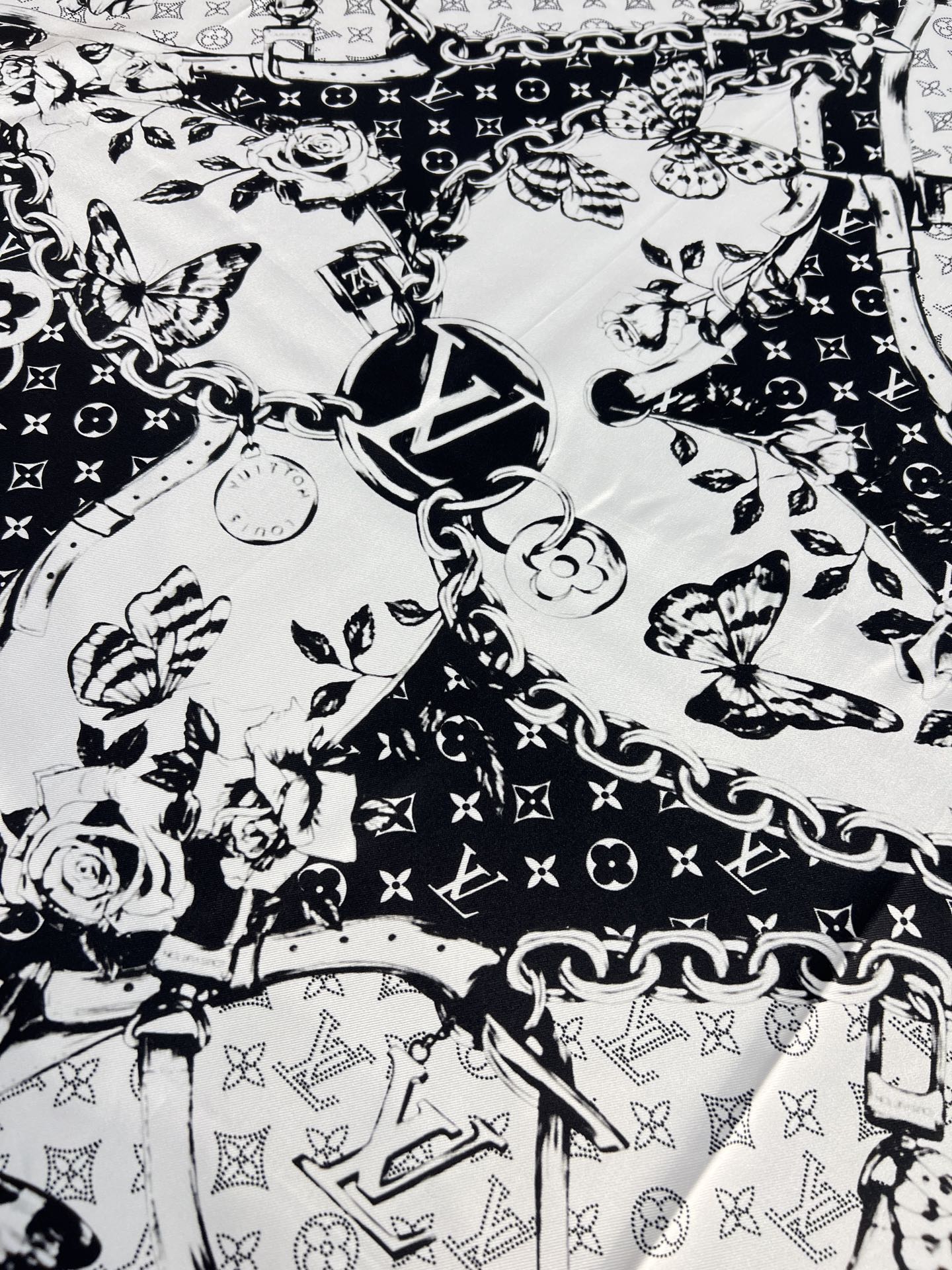Louis Vuitton 路易威登标识