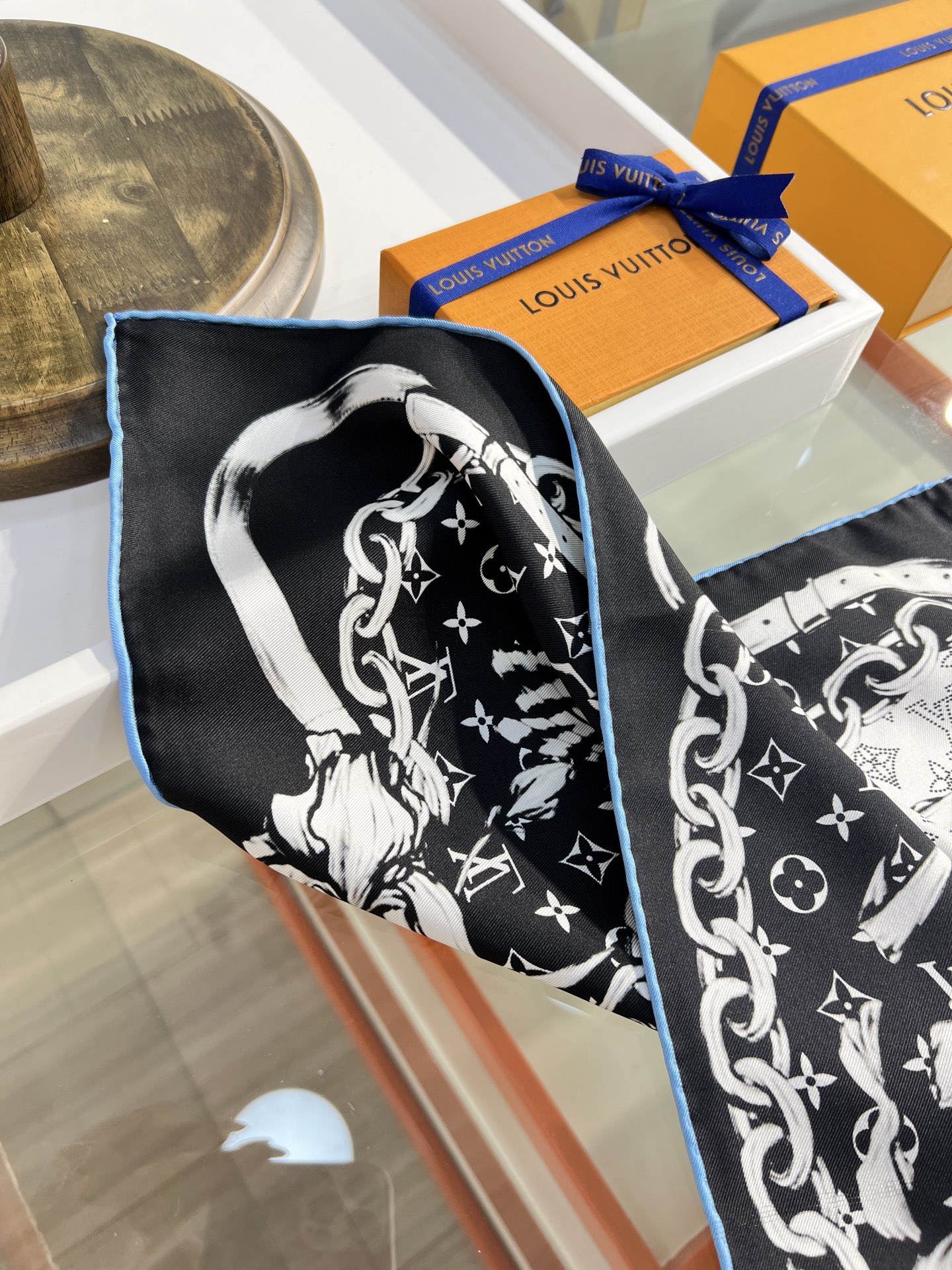 Louis Vuitton 路易威登标识