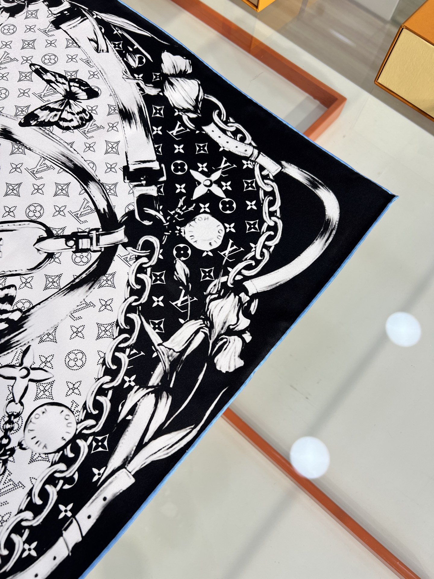 Louis Vuitton 路易威登标识