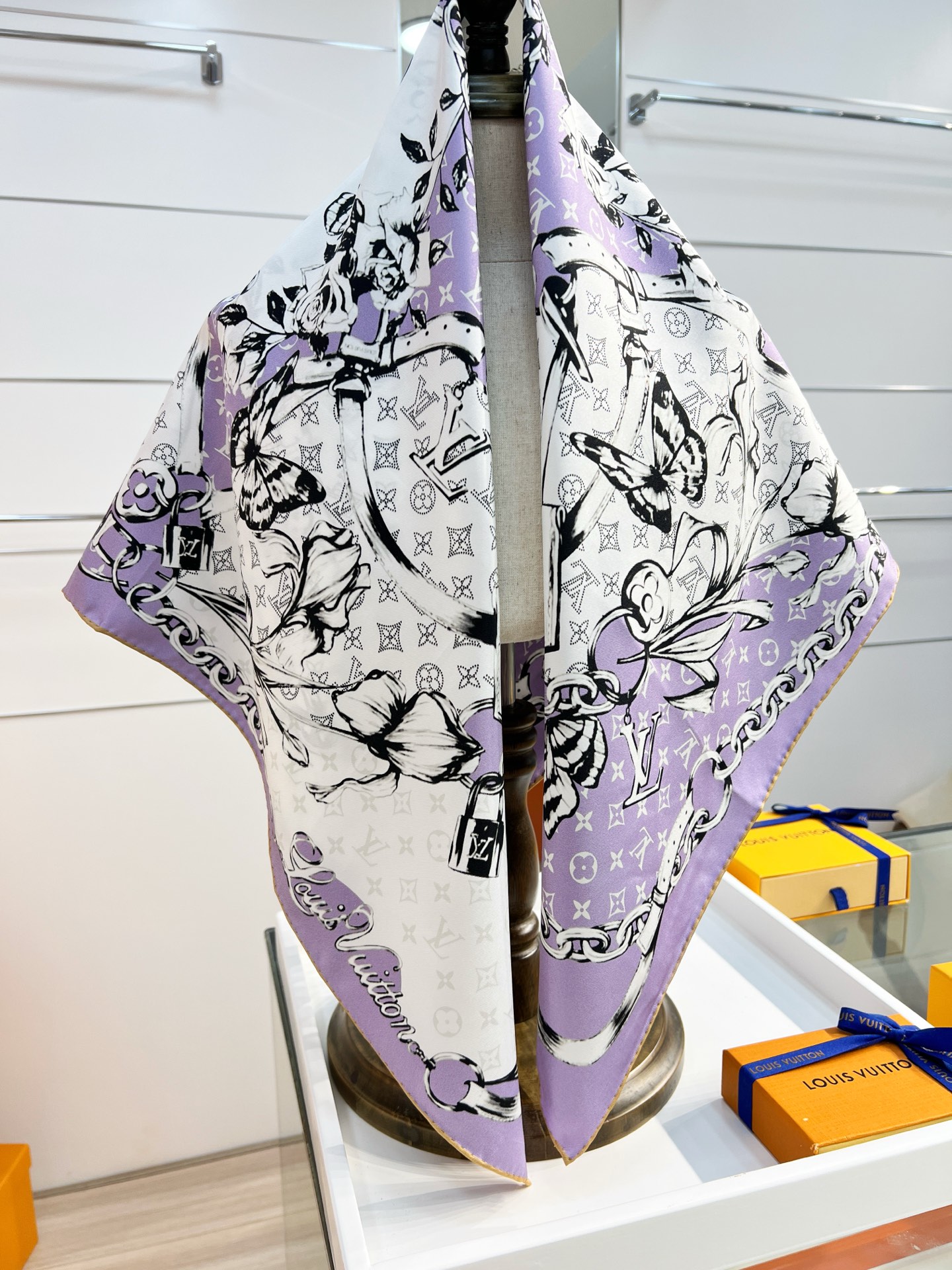 Louis Vuitton 路易威登标识