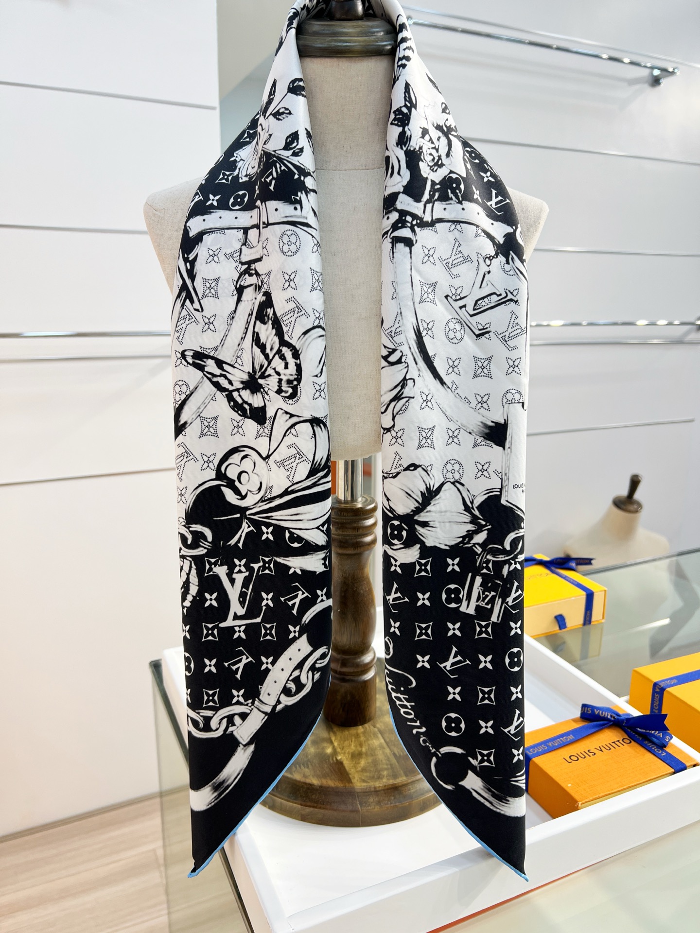 Louis Vuitton 路易威登标识