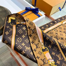 MONOGRAM CONFIDENTIAL 方巾【18mm顶级真丝双面同色丝巾】Monogram Con MONOGRAM CONFIDENTIAL 方巾【18mm顶级真丝双面同色丝巾】Monogram Con