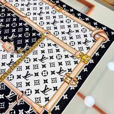 MONOGRAM CONFIDENTIAL 方巾【18mm顶级真丝双面同色丝巾】Monogram Con MONOGRAM CONFIDENTIAL 方巾【18mm顶级真丝双面同色丝巾】Monogram Con