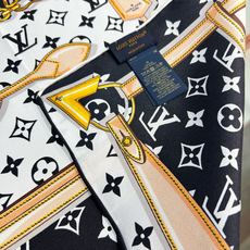 MONOGRAM CONFIDENTIAL 方巾【18mm顶级真丝双面同色丝巾】Monogram Con MONOGRAM CONFIDENTIAL 方巾【18mm顶级真丝双面同色丝巾】Monogram Con
