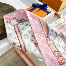 MONOGRAM CONFIDENTIAL 方巾【18mm顶级真丝双面同色丝巾】Monogram Con MONOGRAM CONFIDENTIAL 方巾【18mm顶级真丝双面同色丝巾】Monogram Con