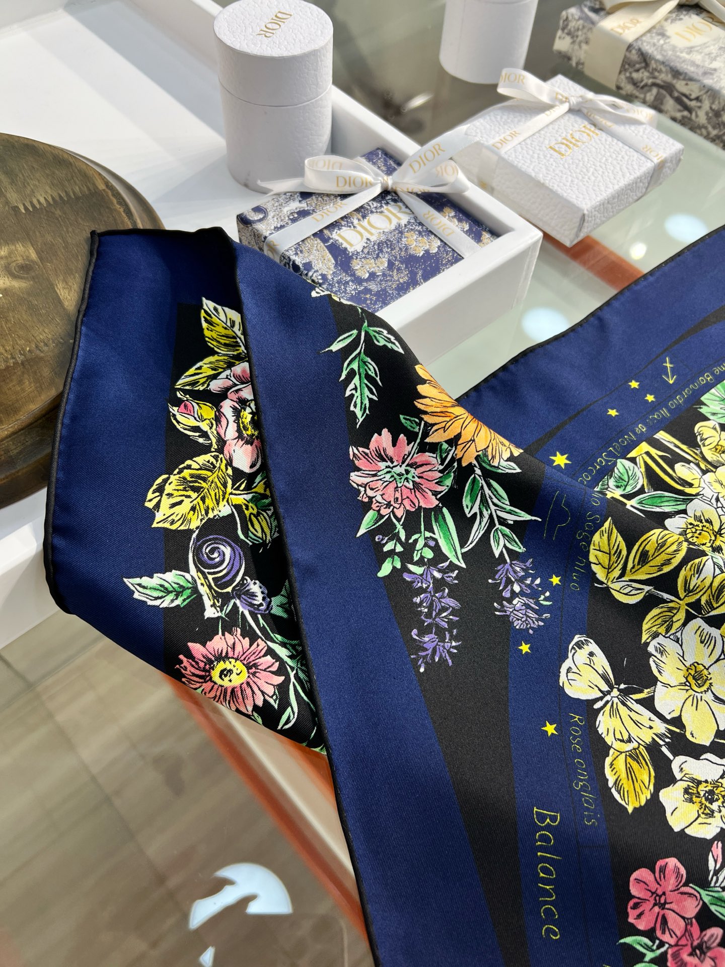 Dior 双面同色90印花方巾