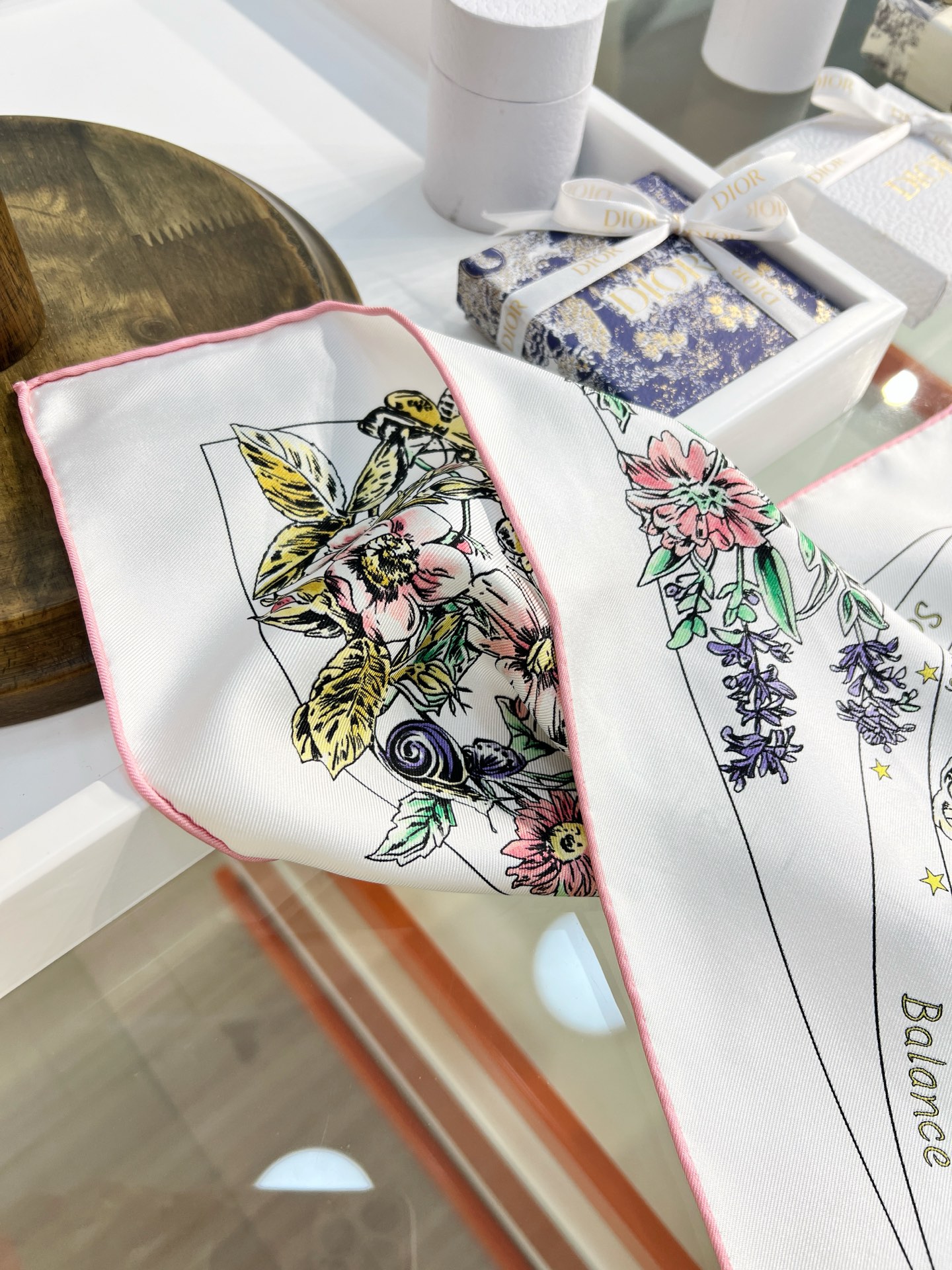 Dior 双面同色90印花方巾