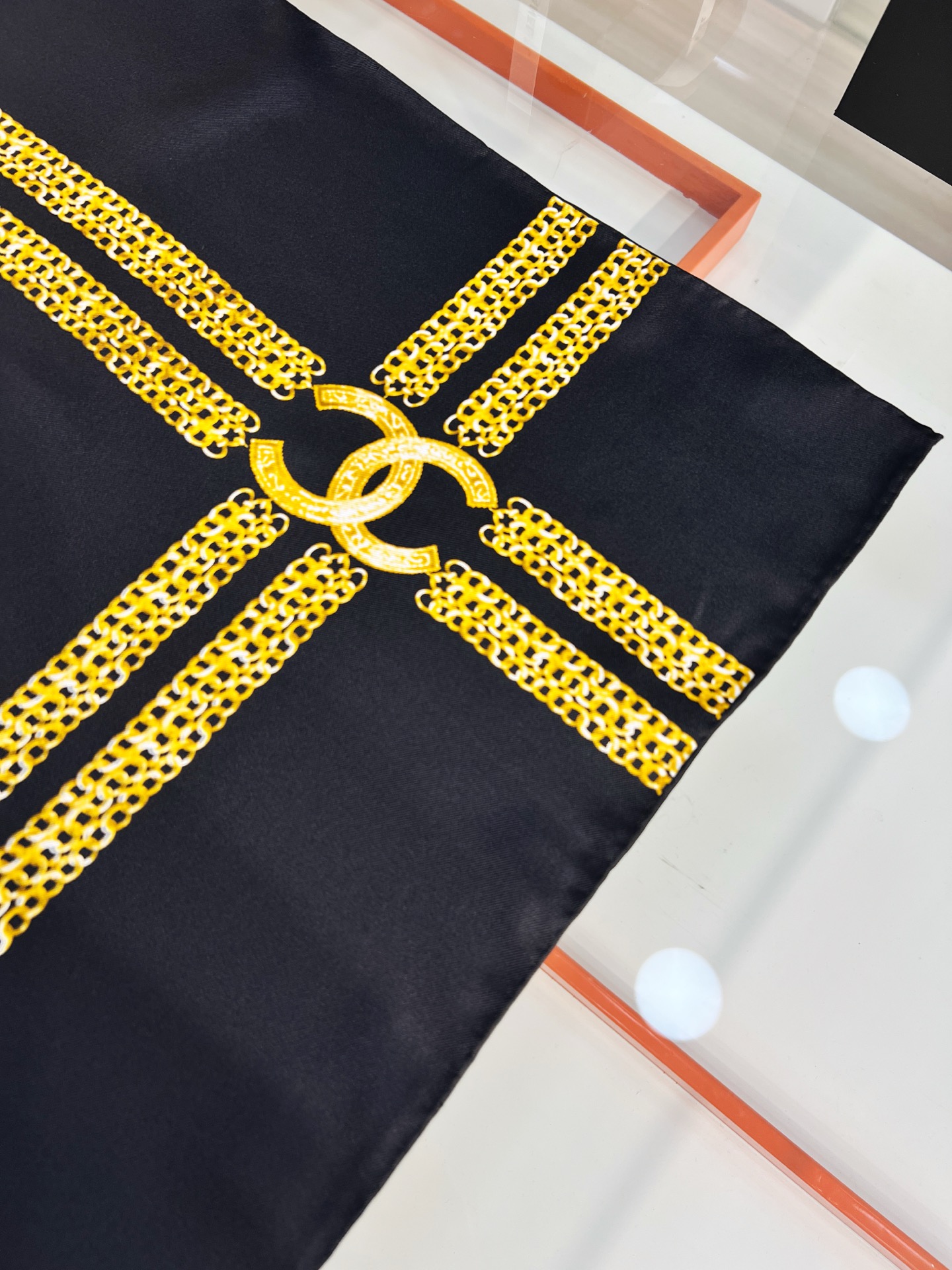 Chanel ~26新品～90双面真丝