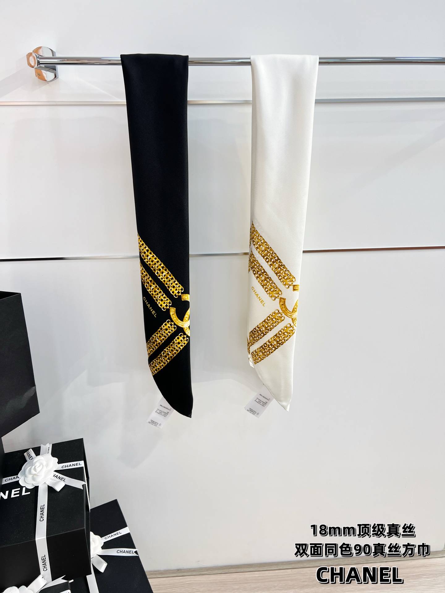 Chanel ~26新品～90双面真丝