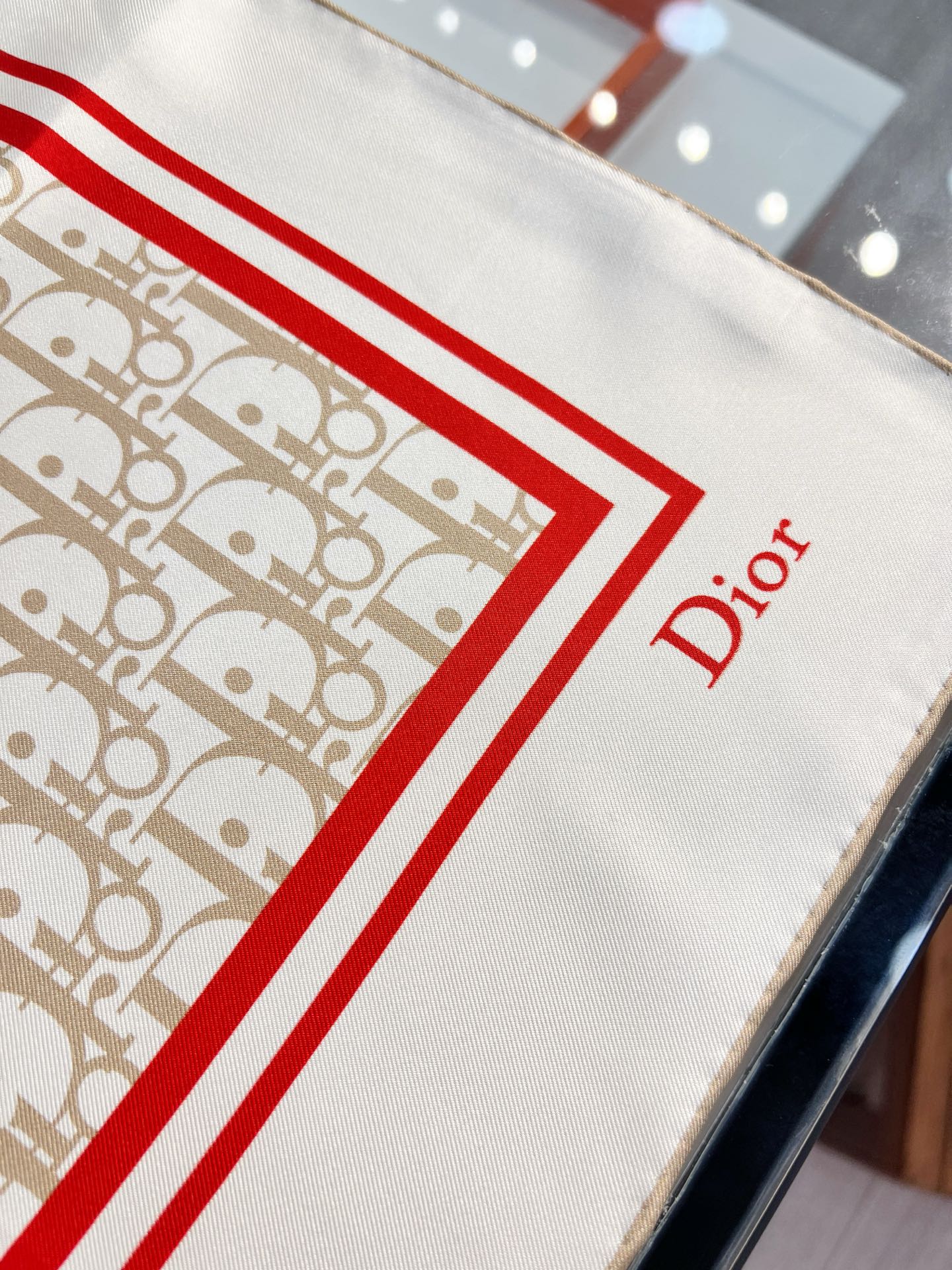 Dior 印花方巾