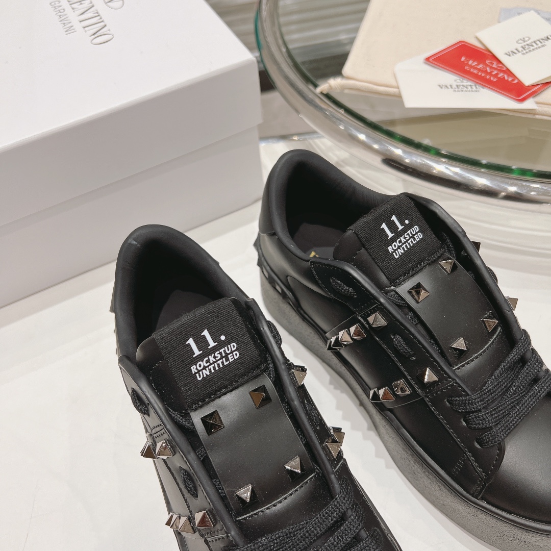 Valentino Rockstud Untitled Sports Shoes 2024: Premium Leather, Rubber Sole, Limited Edition - 图片 6