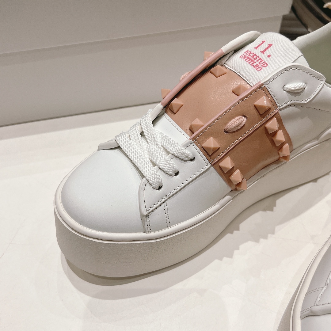 Valentino 2024 Rockstud Untitled Sports & Leisure Shoes: Premium Design and Comfort. - 图片 6