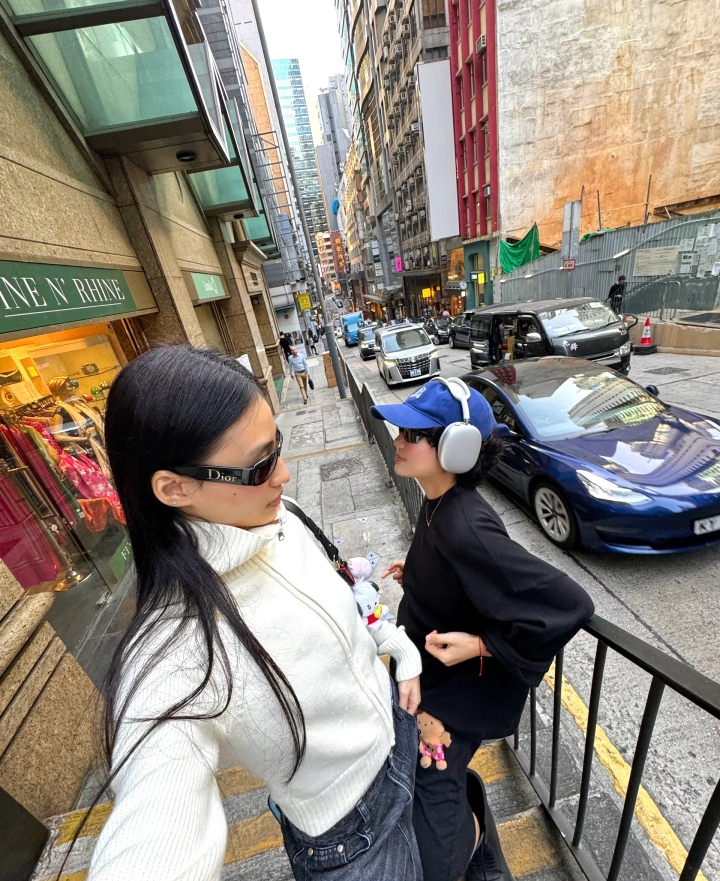 ￼ DIOR
MODEL YOUR DIOR2
SIZE：62口13-120
