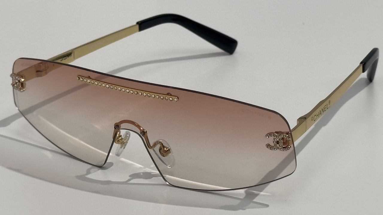  OVERSIZED 
CHANEL
MODEL：CH4267
SIZE：145口0-145
