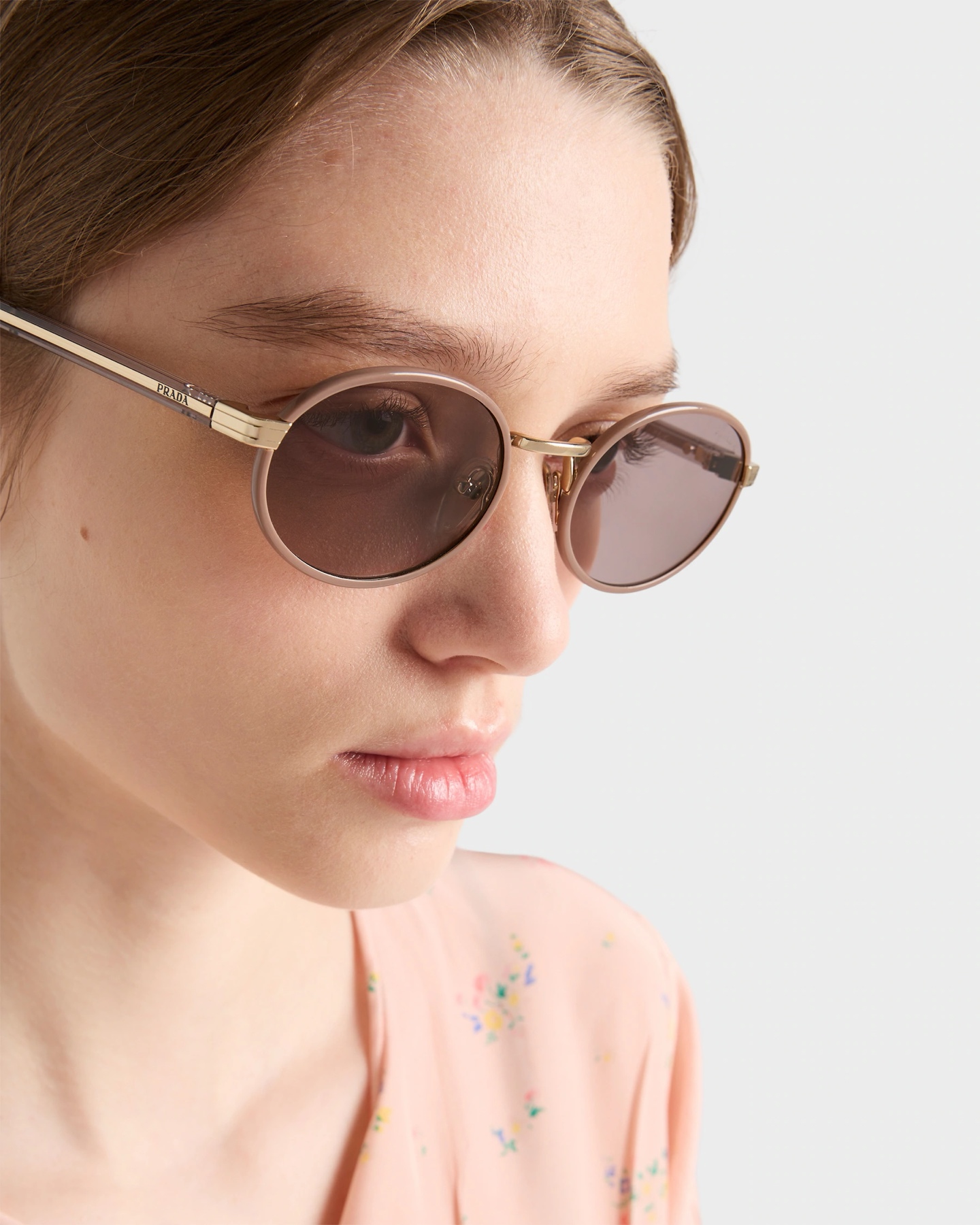 。PRADA
MODEL：PR B56s
SIZE：52口21-145
