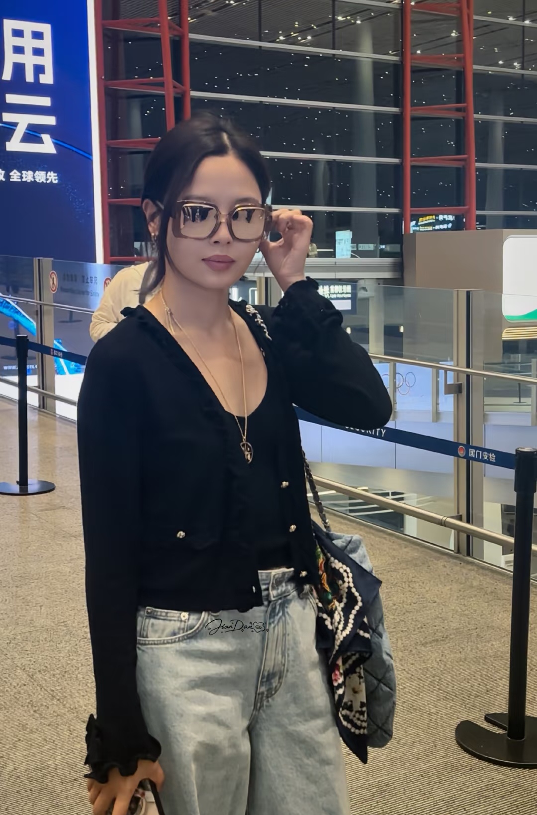 CHANELMODEL：CH9176BSIZE：55口18-142