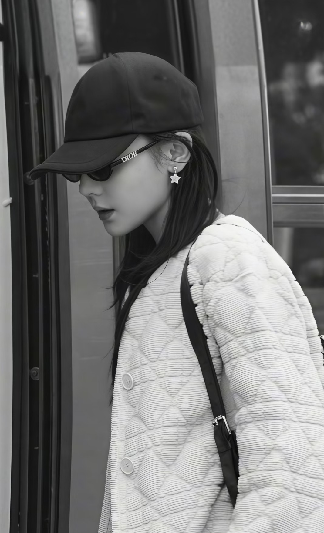 DIORMODEL: Treasure R1I SIZE:53口17-145