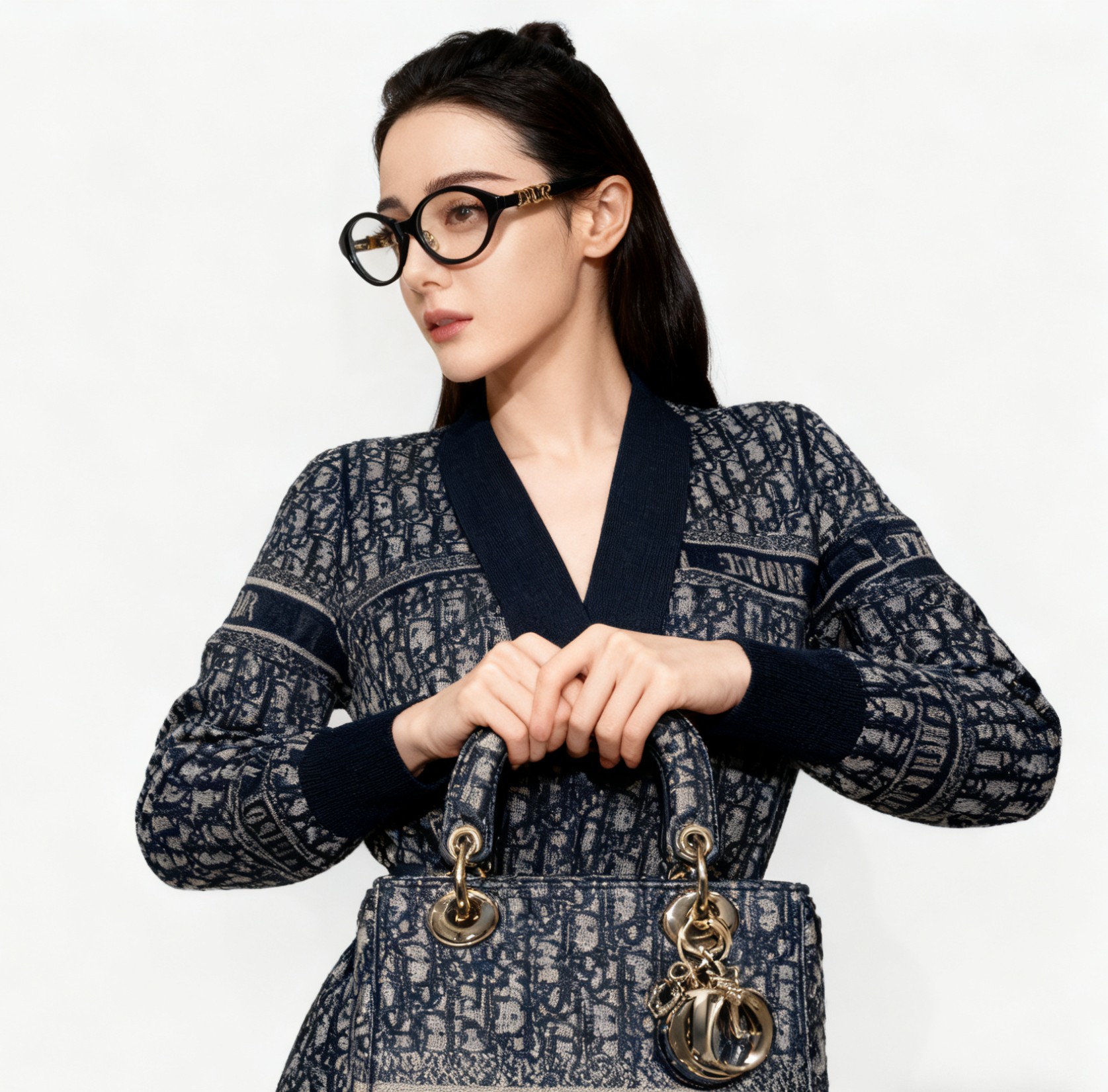 DIORMODEL: Treasure R1ISIZE:53口17-145