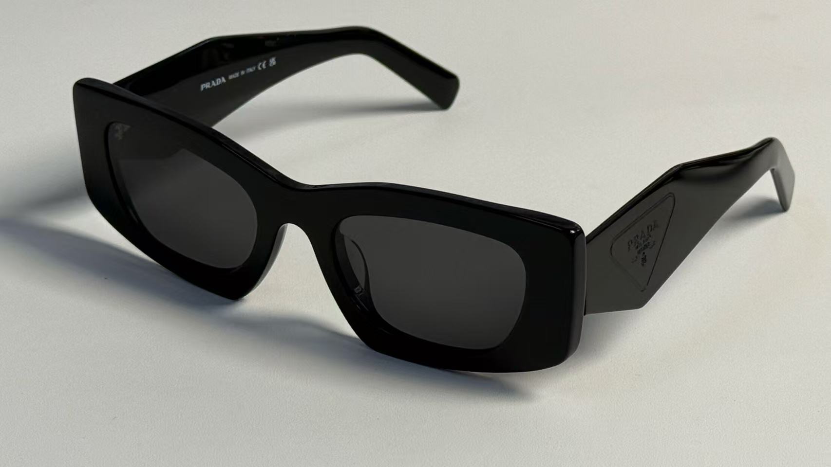 PRADAMODEL：PR D03SDSIZE：51口20-145