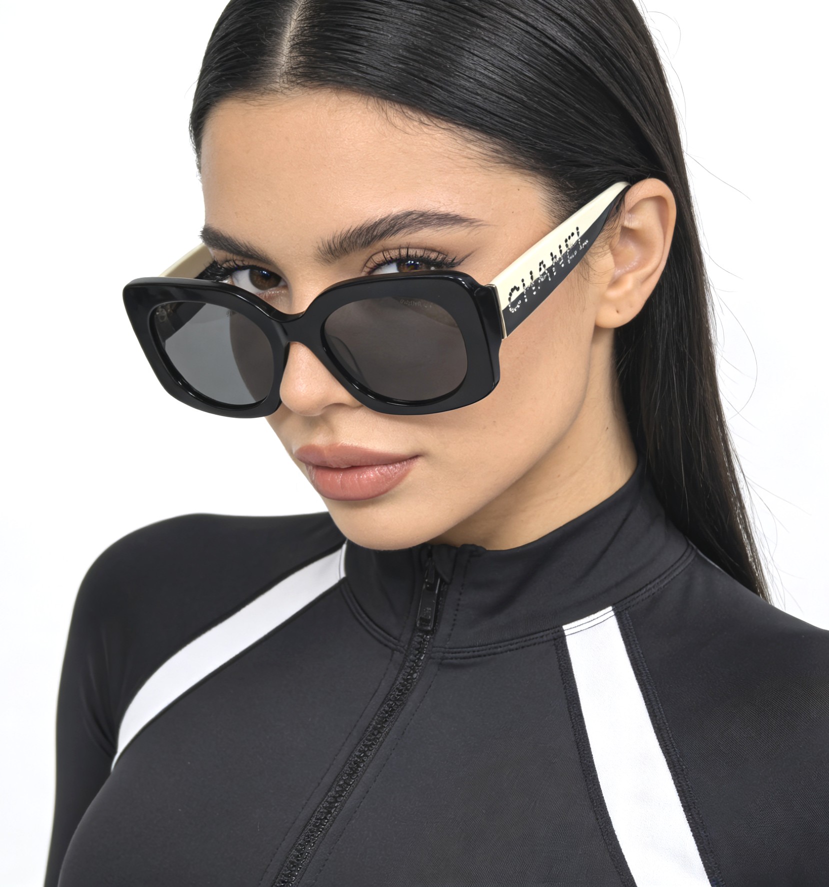 CHANELMODEL：CH5563BSIZE：53口21-140