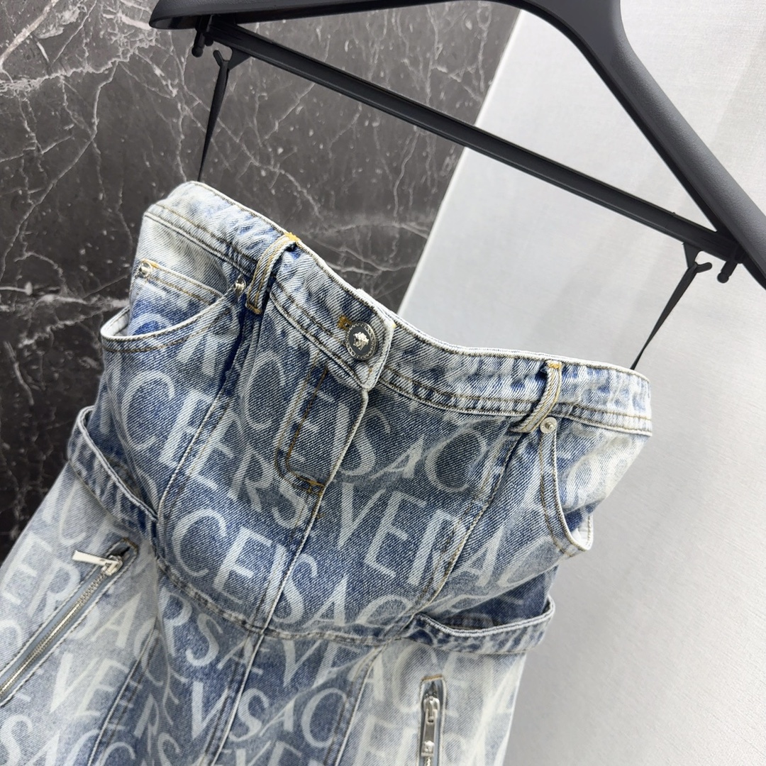 [Versace Women