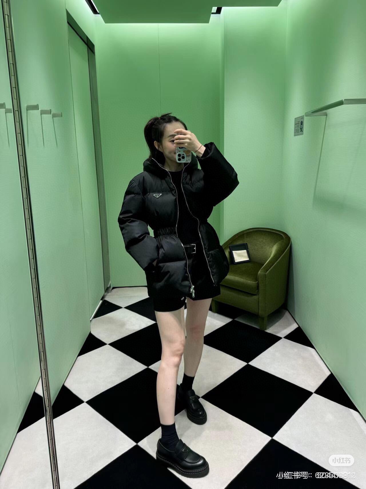 [Prada Women