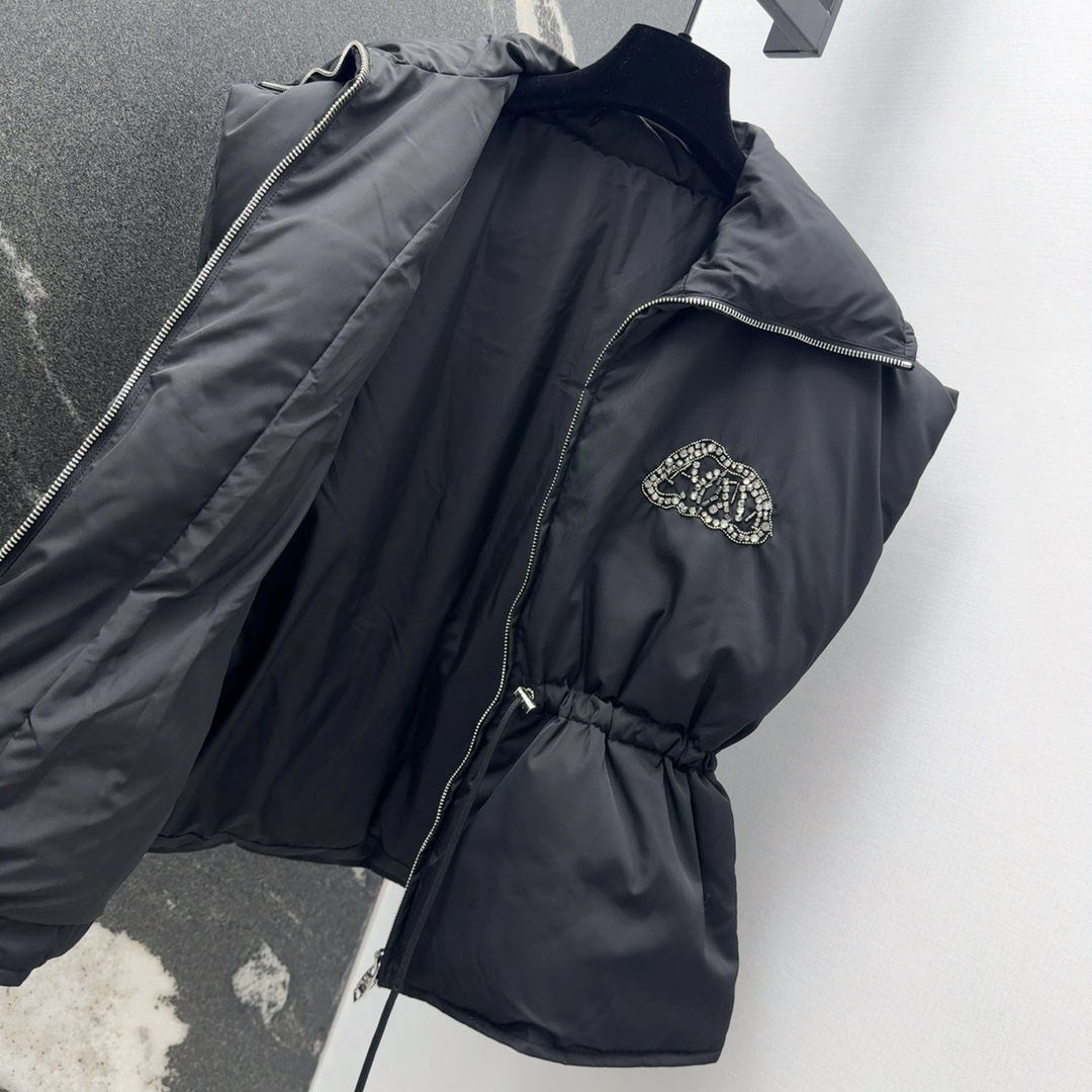 Women’s Fall/Winter Bread Coat Suit with Classic H-Style Design - 图片 6