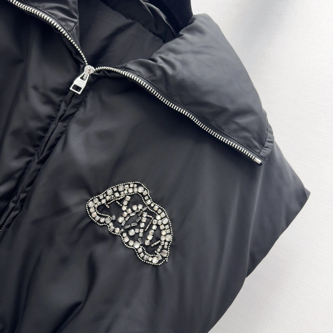 Women’s Fall/Winter Bread Coat Suit with Classic H-Style Design - 图片 4