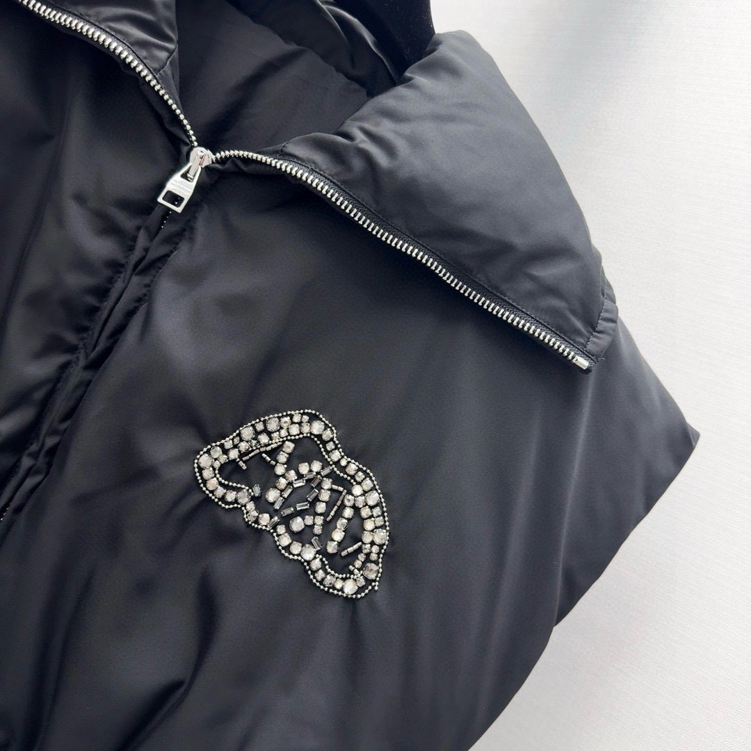 Stylish Women’s Suit with Dustproof Bags: Fall and Winter Bread Coat, Classic Design, High Quality. - 图片 4