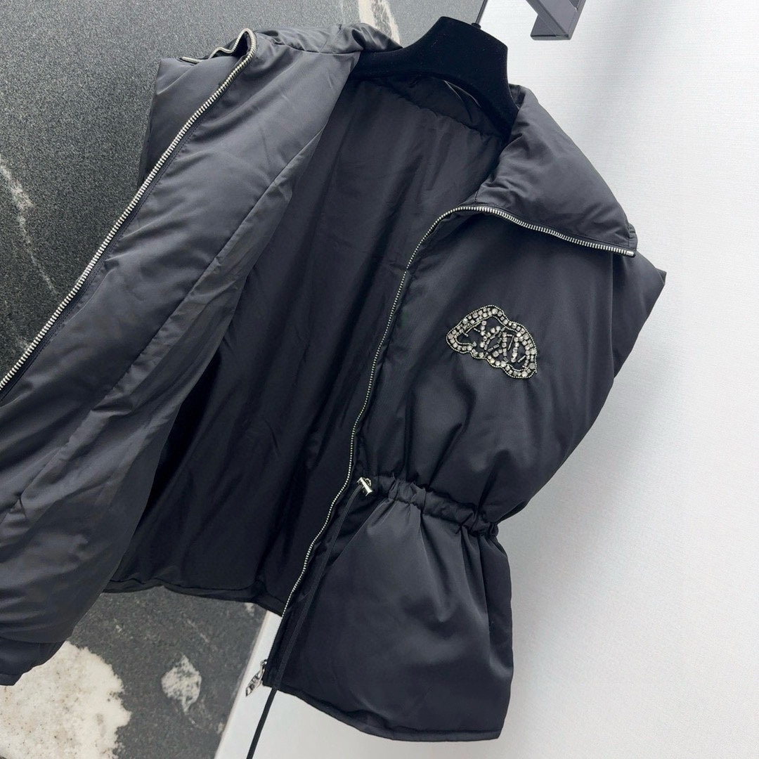 Stylish Women’s Suit with Dustproof Bags: Fall and Winter Bread Coat, Classic Design, High Quality. - 图片 6