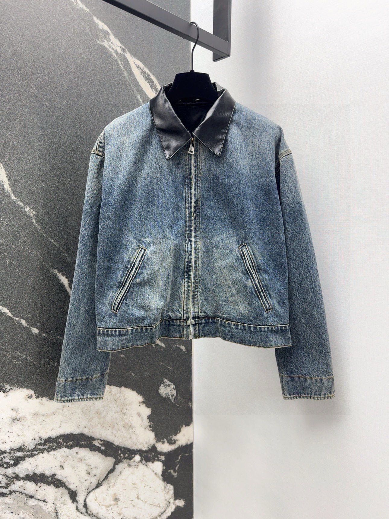 New Fall/Winter Female Suit Set: Pelt Pelvis Cowboy Jacket, Tan Zip Jacket, High-Quality Jeans