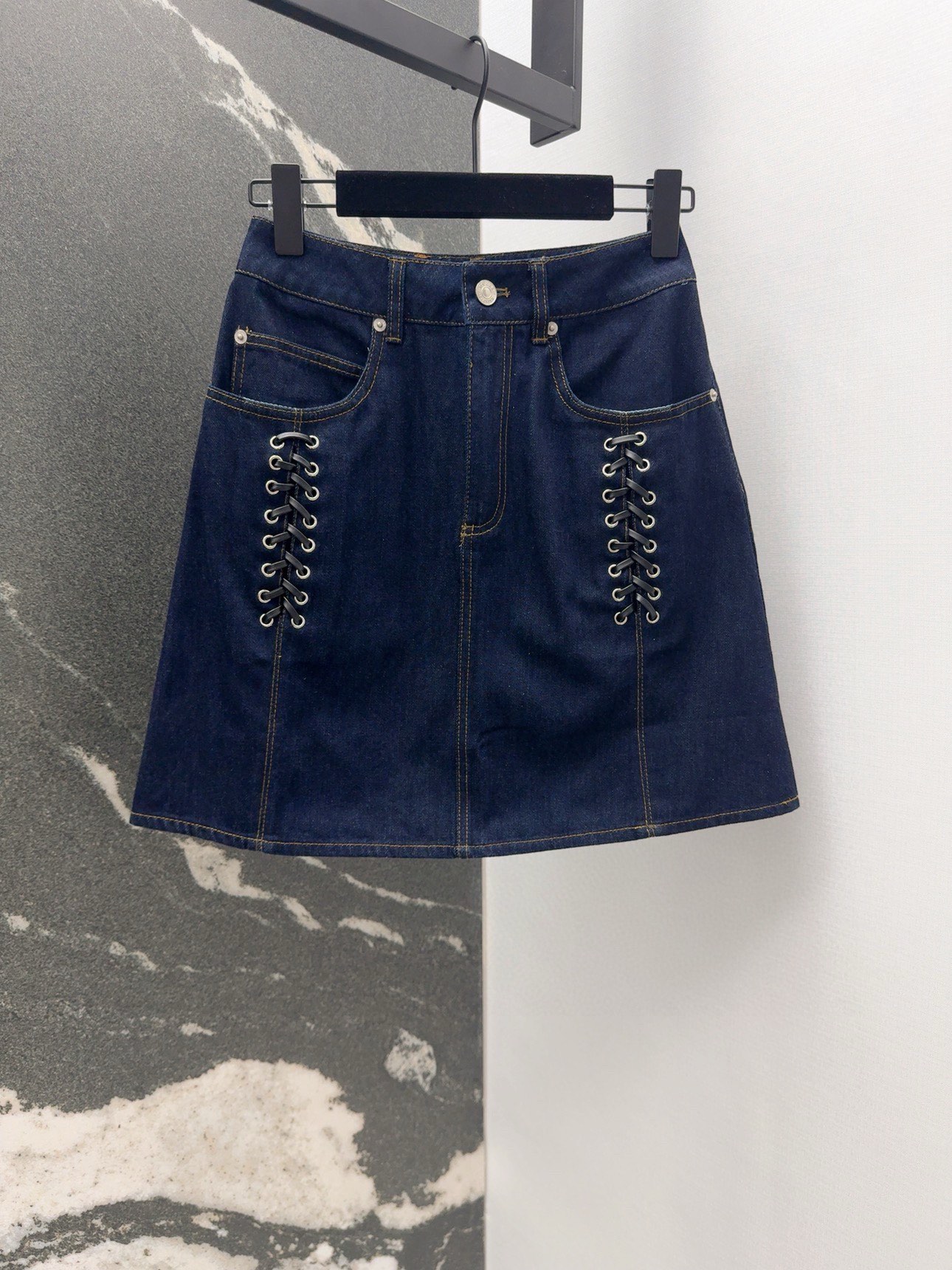 Stylish Cowboy Dress for Teenage Girls with Unique Design Features - 图片 1