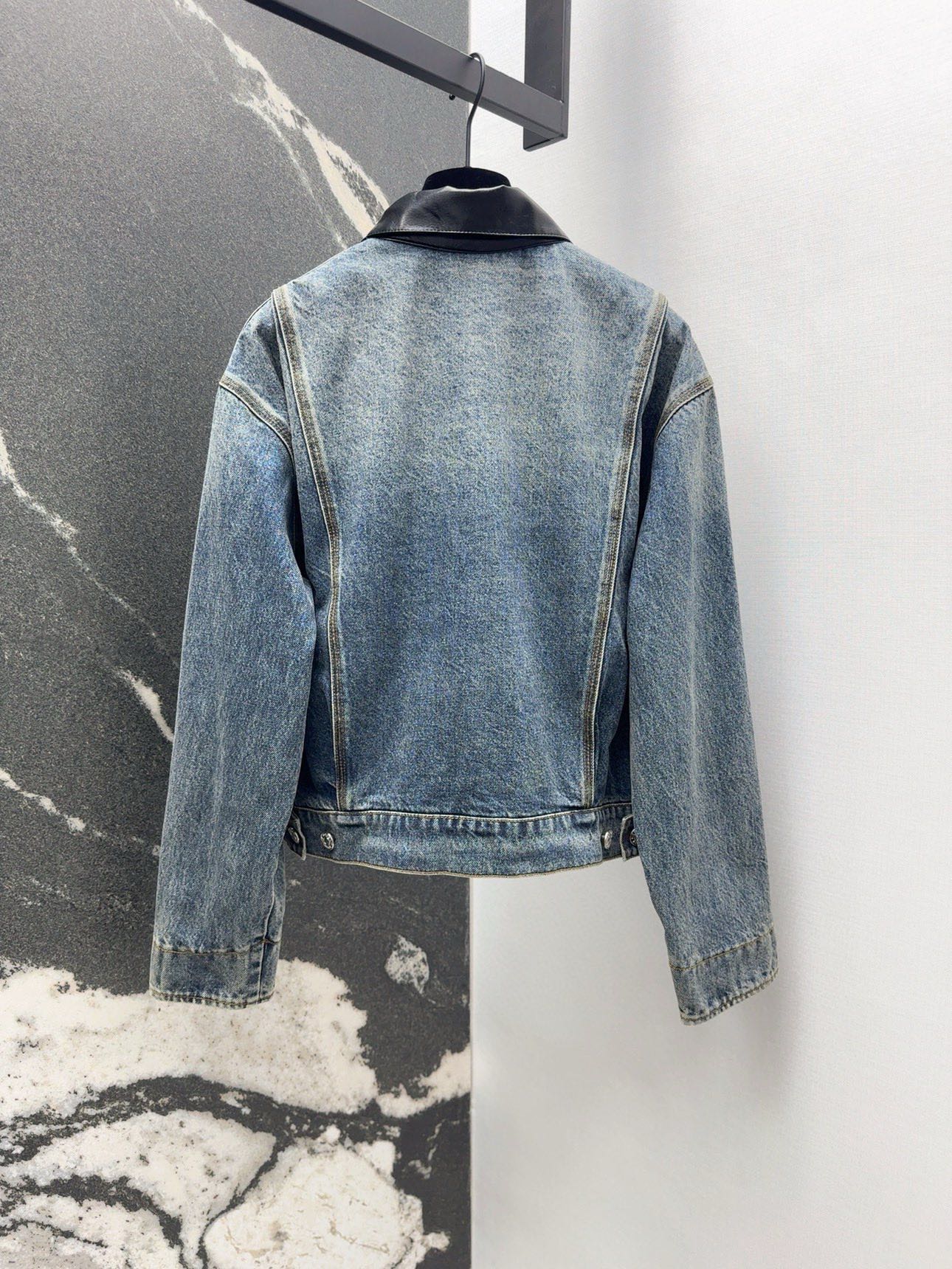 Women’s Fall/Winter Cowboy Jacket Set with High-Quality Jeans in Small Size - 图片 9