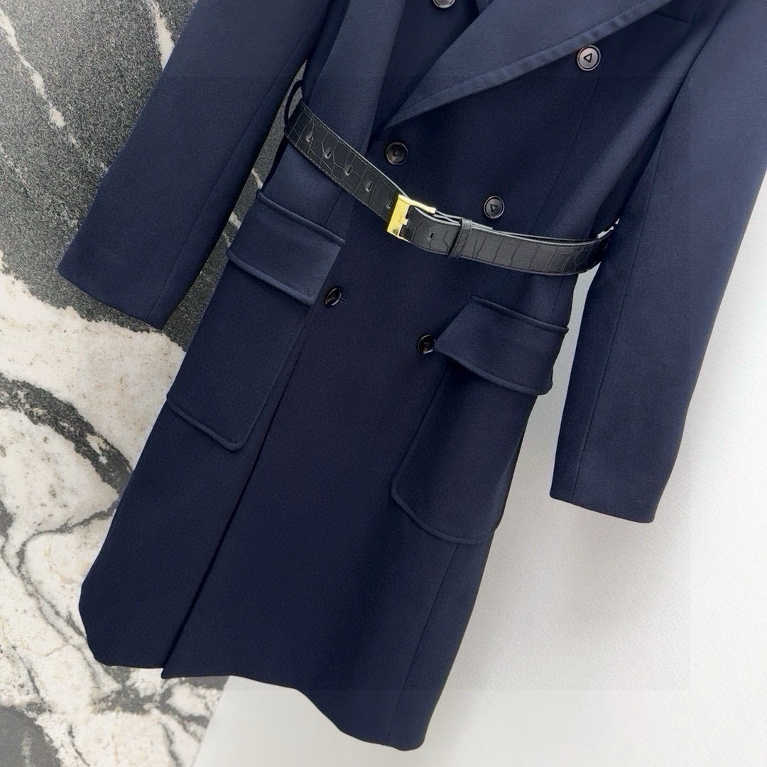 Luxurious H-Style Wide Shoulder Suit with Cappellas for Fall/Winter Fashion Trend - 图片 4