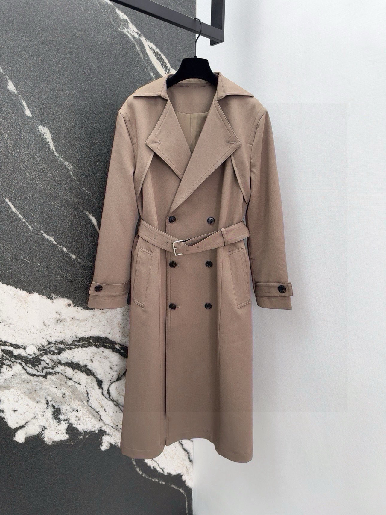 BV 24SS New-Collar Windsuit Coat: Classic Style for Single Women’s Fall Wardrobe - 图片 2