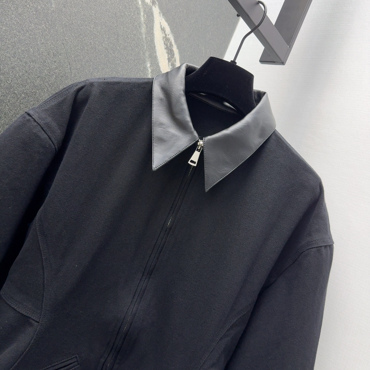 New PU-Coated Cowboy Coat with Original Heavy-Skinned Design for Spring Fashion Trends - 图片 3