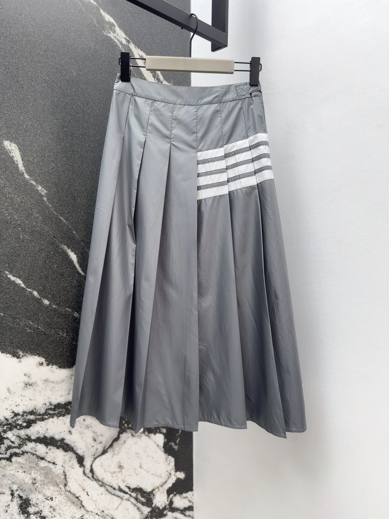 Fashionable Spring and Summer Suit Collection for Young Girls: P621 Original One-Size Female Suit - 图片 1