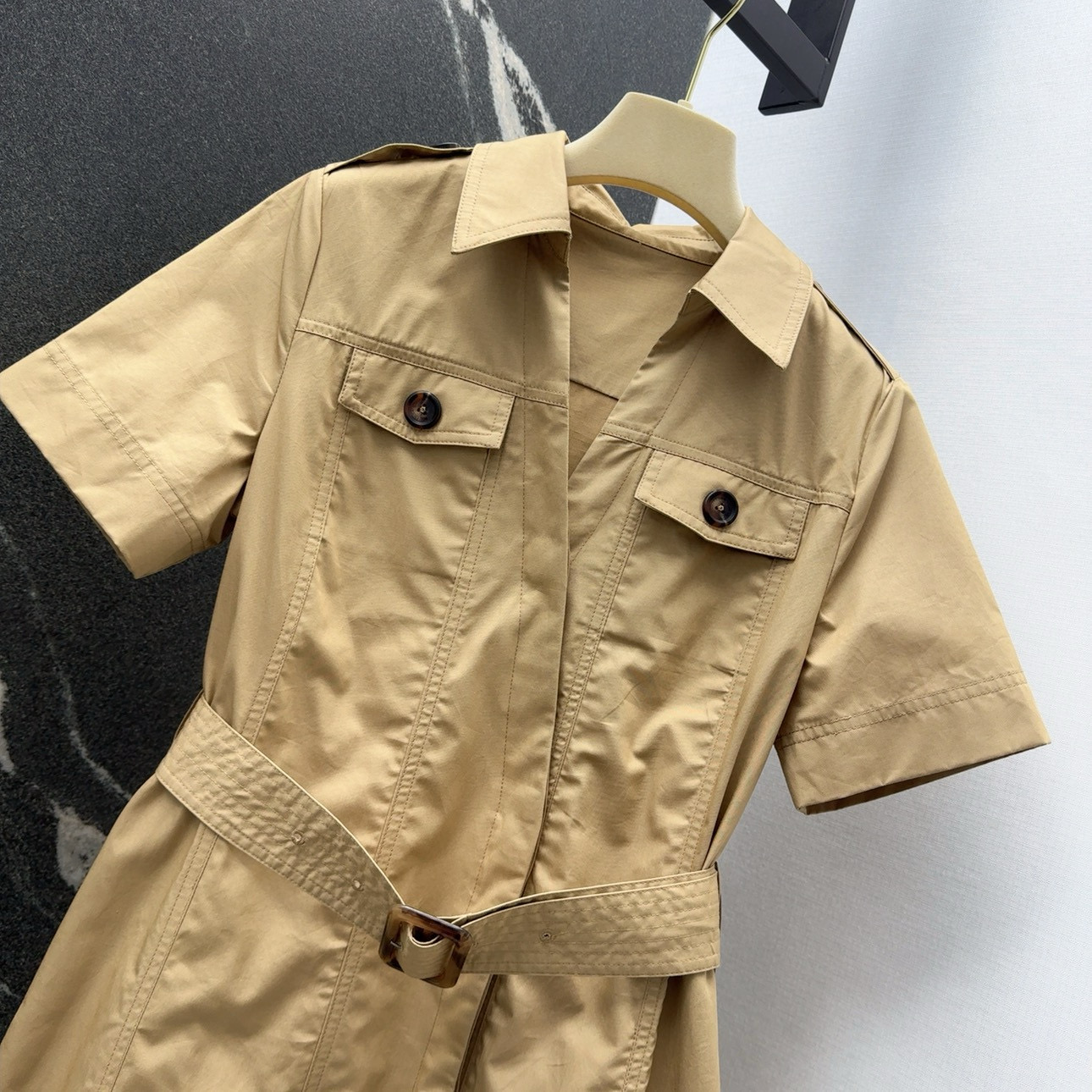 Stylish and Versatile: P690 BV 25SS Dress for Urban Women - 图片 3