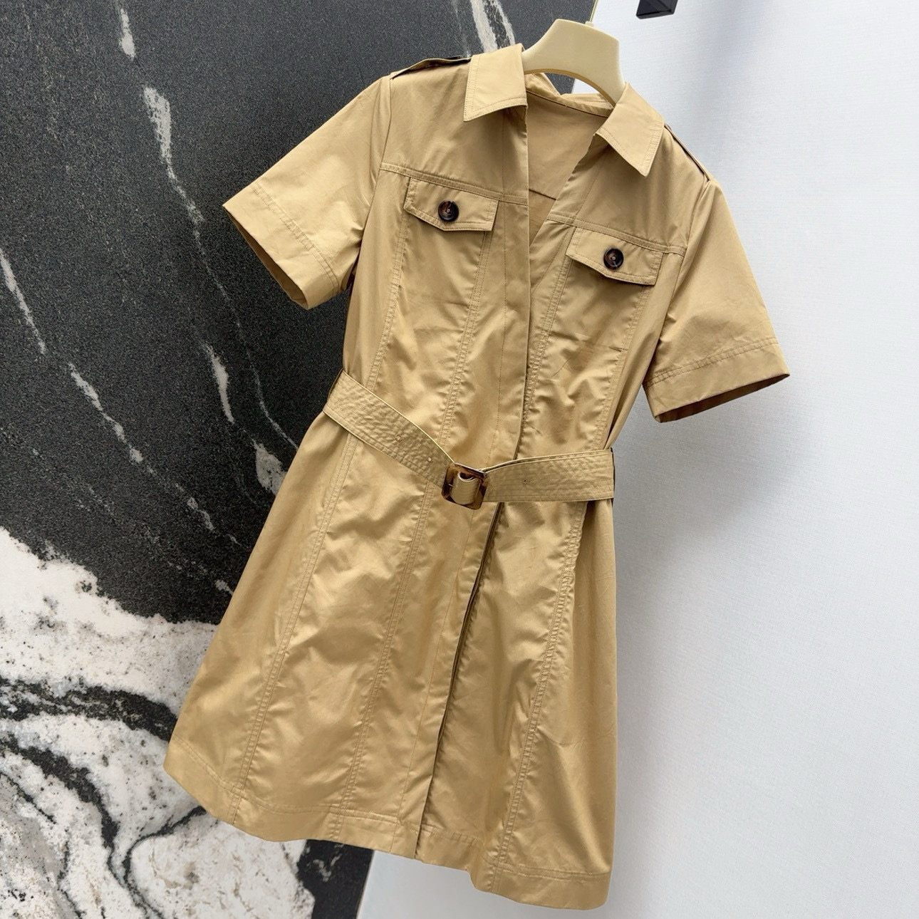 Stylish and Versatile: P690 BV 25SS Dress for Urban Women - 图片 2