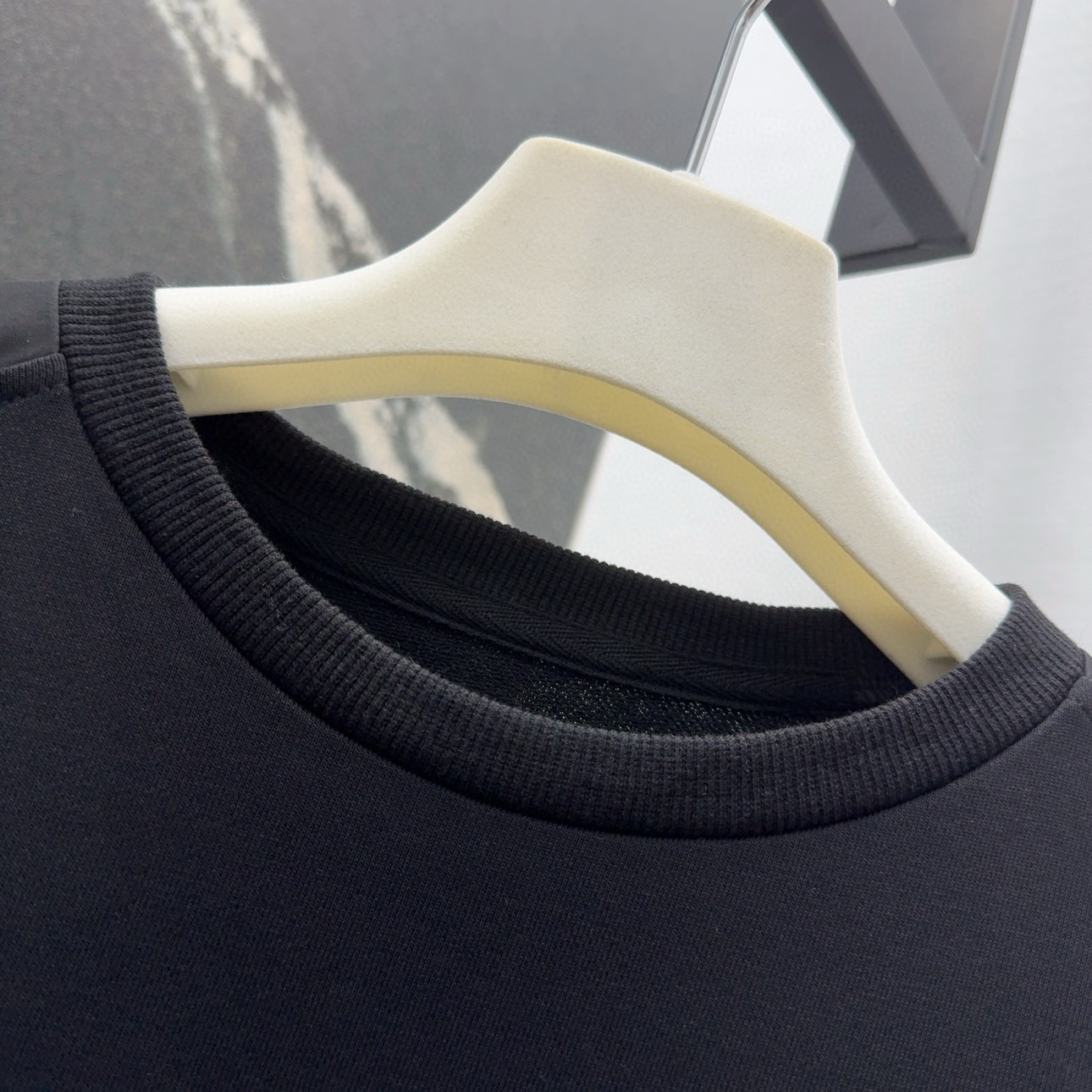 Fashionable P736 Female Suit: MC 25SS Badge Decorated Recreational Wear - 图片 4