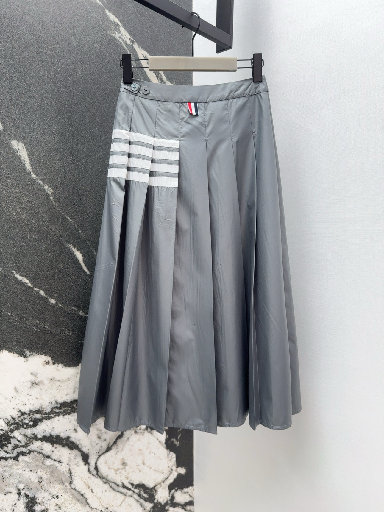 P648 Original One-Size-Fits-All Dress with TB 25SS and Half Skirt - 图片 8