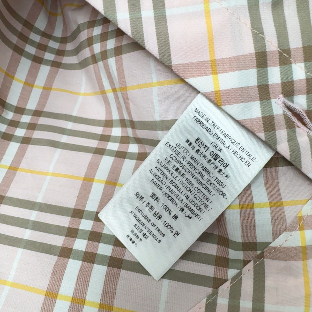 Vintage Red Shirt Suit with Unique Design for College Fashionistas - 图片 8