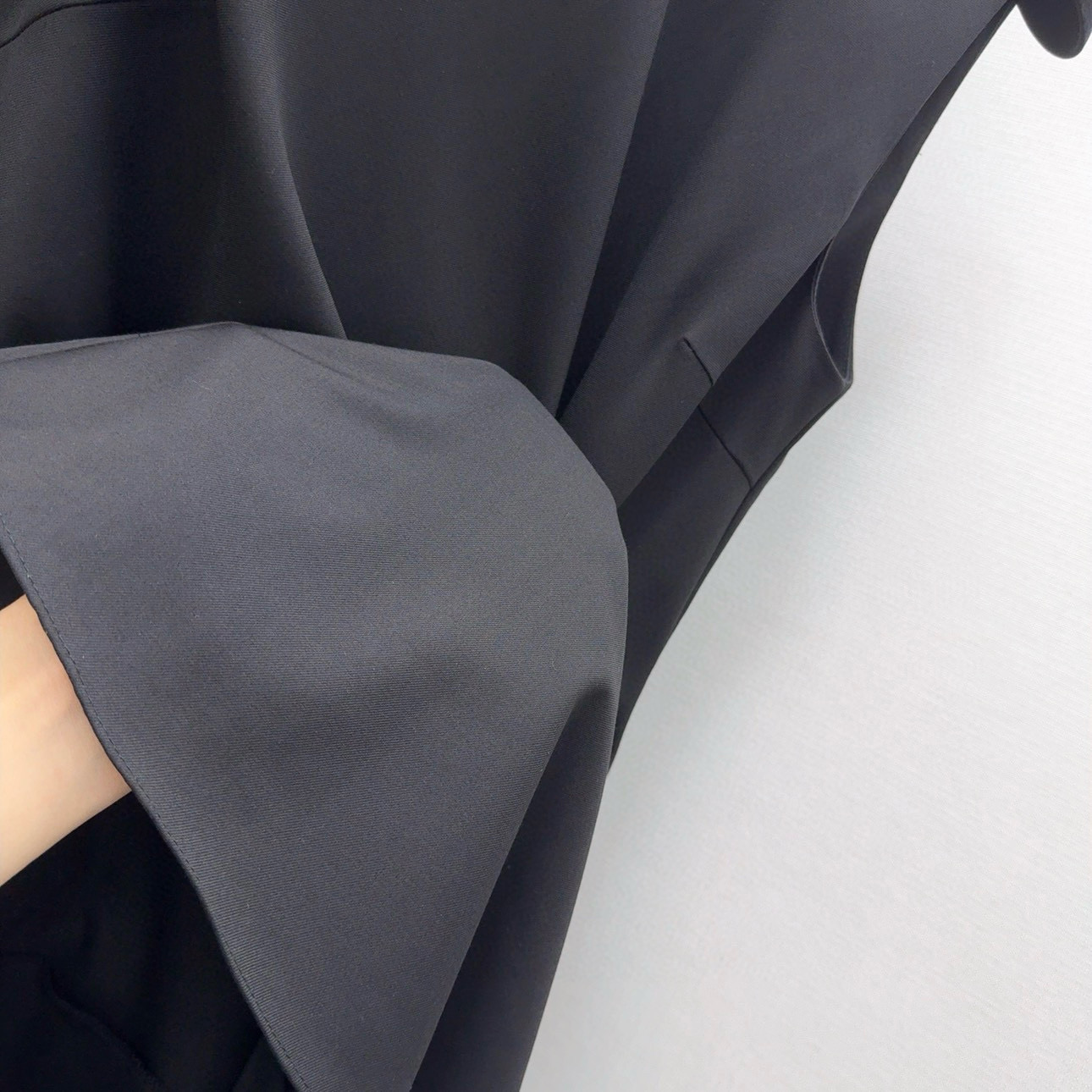 P598 One-Size-Fits-All Dress: Irregular Wrinkled Vest-less Design for Classic Style Online - 图片 7
