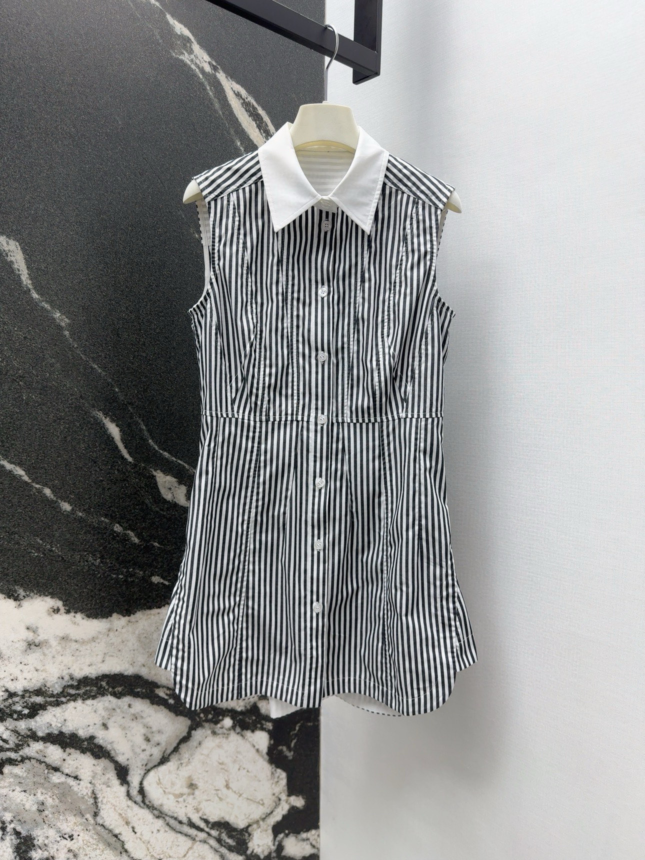 Stylish Single-Size Female Suit: MAX 25SS Air-Trip Dress for Spring/Summer - 图片 2