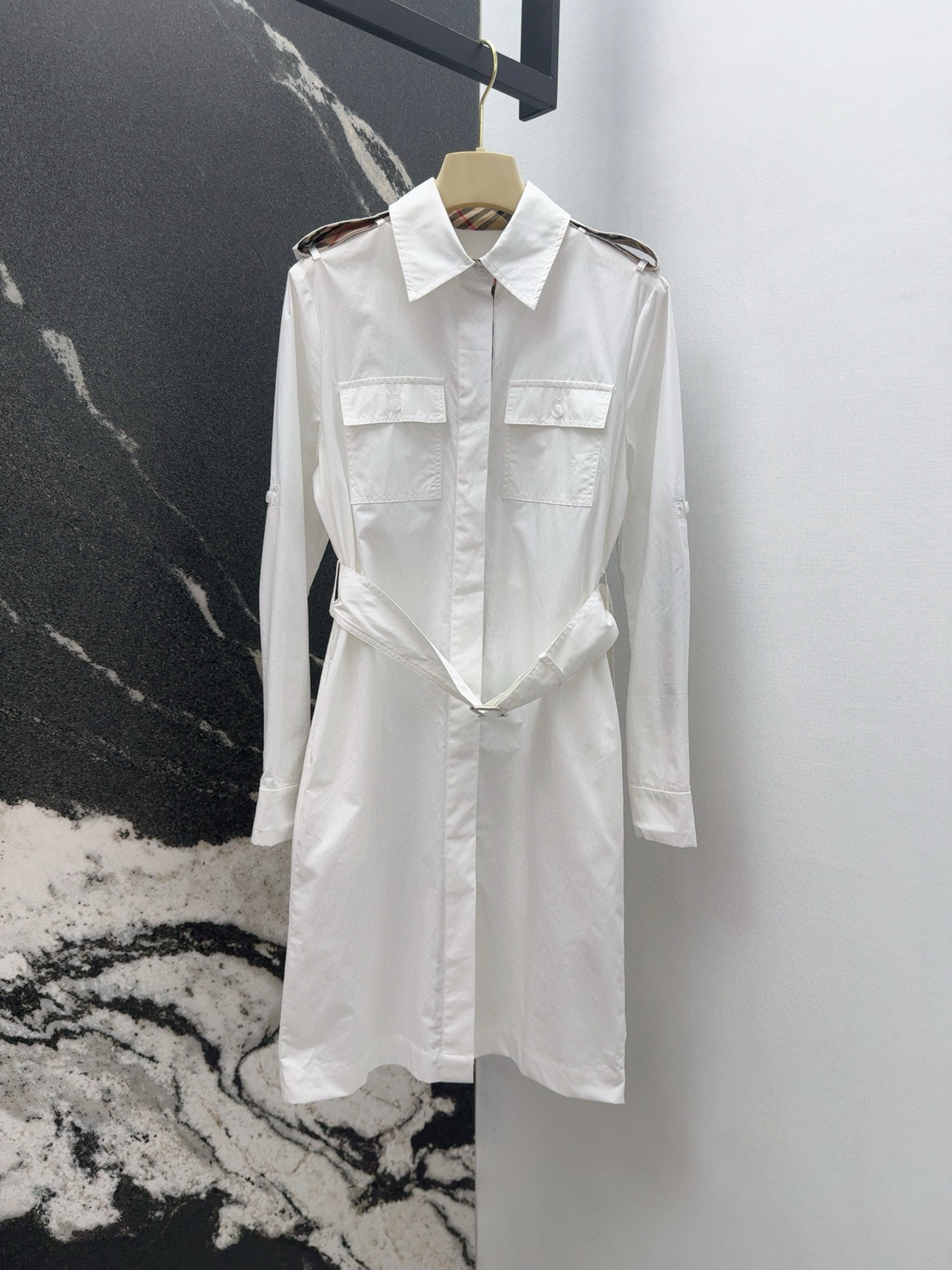 “Stylish Female Clothes: P720 Spring & Summer Line Featuring Classic Designs” - 图片 2