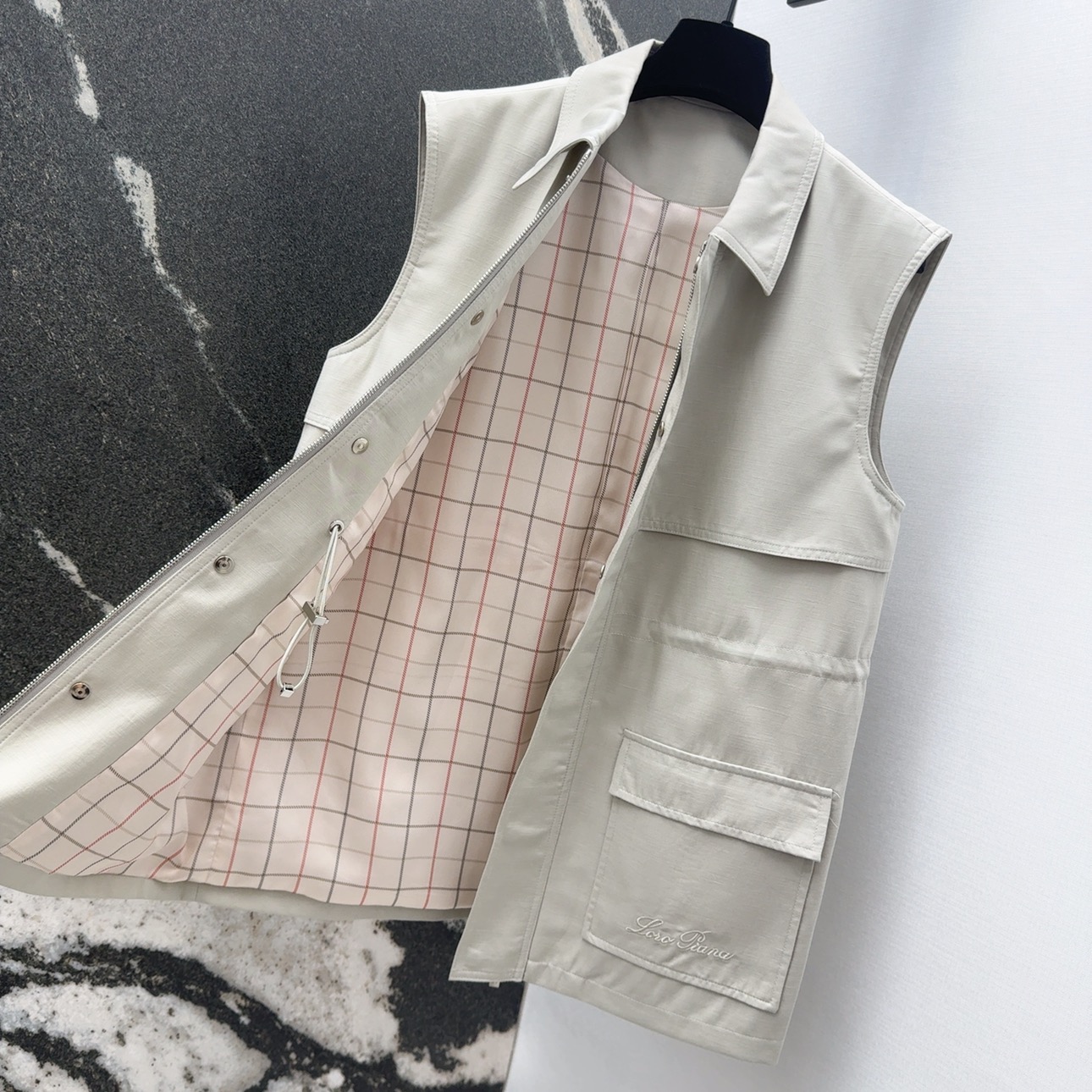 Custom Aerobic-to-Collar Suit with Unique Plaque Printing and Sweet Design - 图片 7