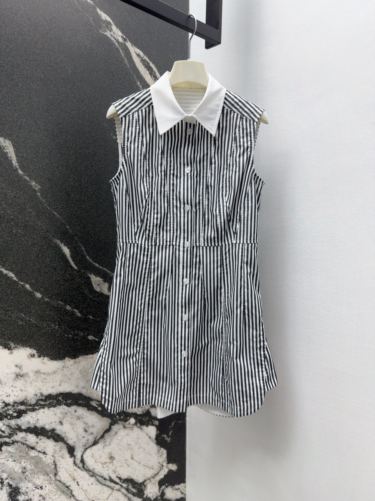 Stylish Single-Size Female Suit: MAX 25SS Air-Trip Dress for Spring/Summer - 图片 2