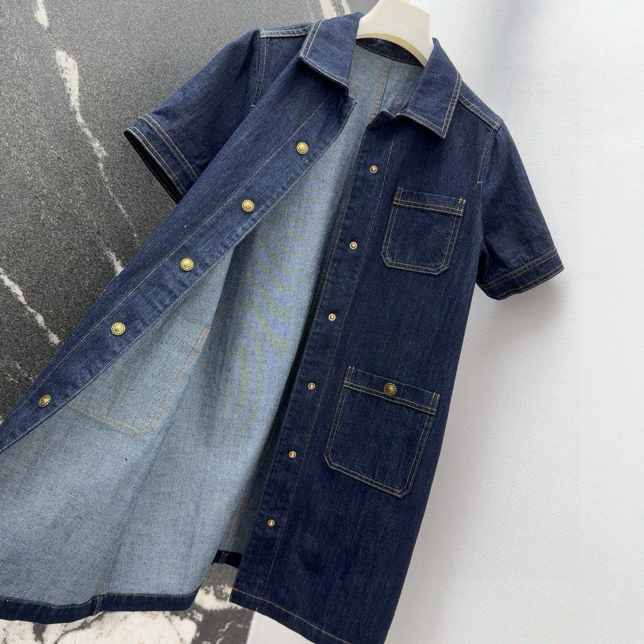 “mC 25SS Spring/Summer Back-Skind Cowboy Dress: Low-Key Luxurious Fashion for Daily Wear” - 图片 6