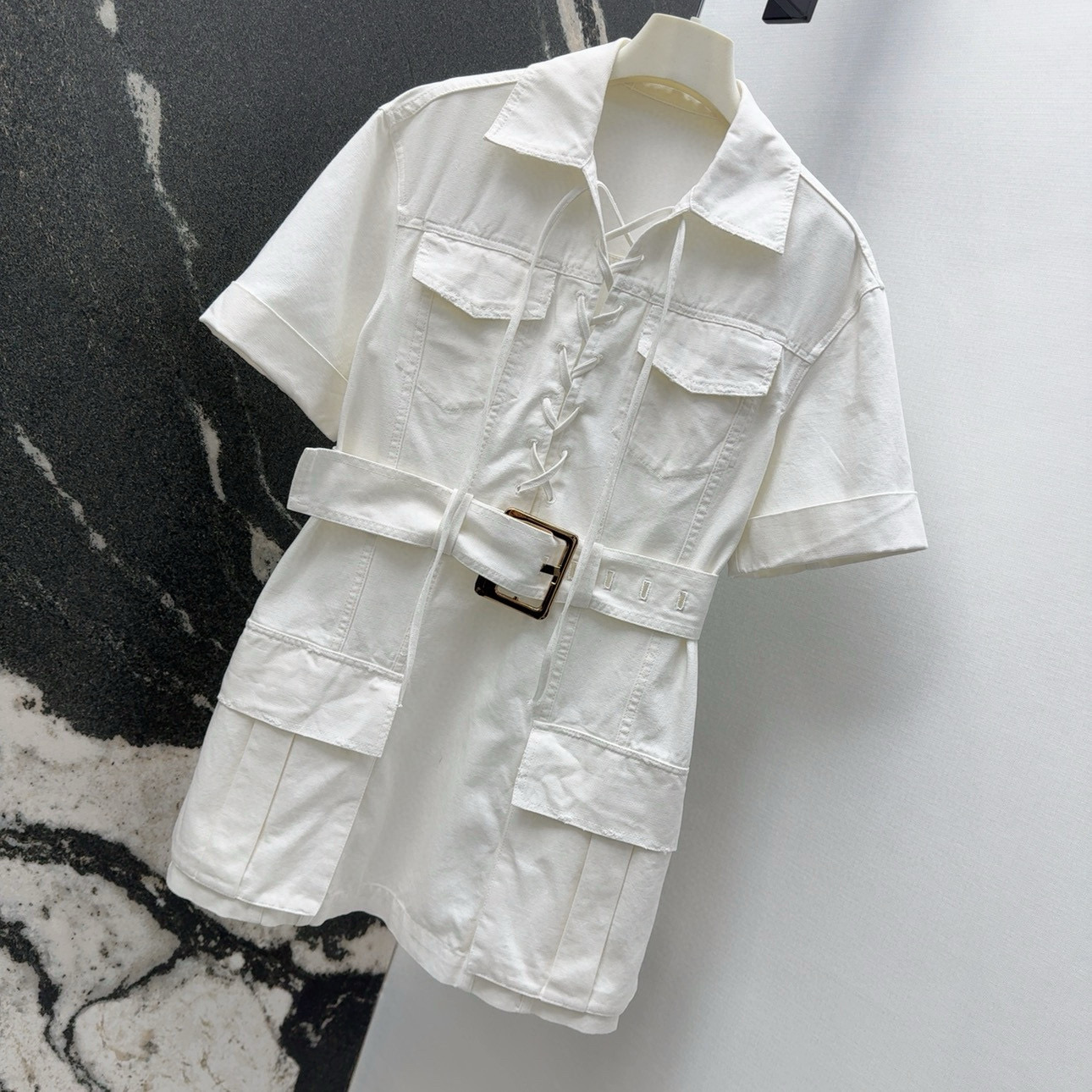 Spring and Summer Female Clothes Collection: Versatile Styles for Every Occasion - 图片 2